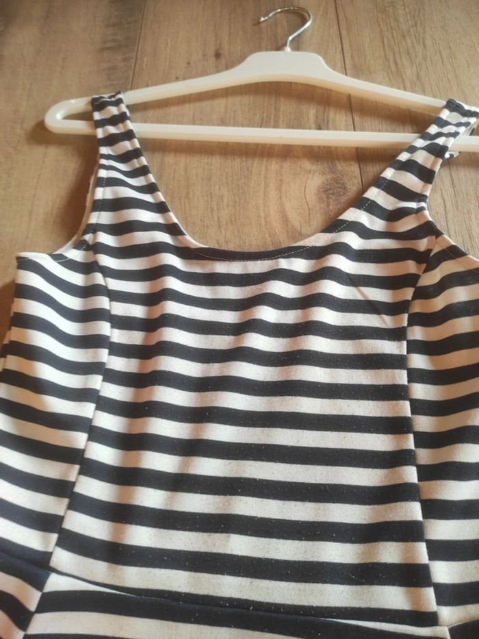 Robe courte taille 36 - photo numéro 2