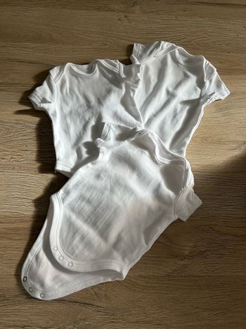 Lot de 3 body blancs C&A 56
