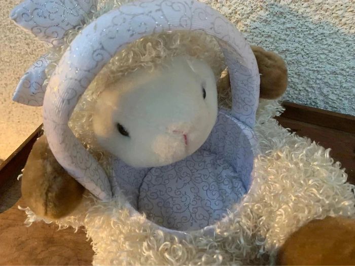 Jolie petit panier pour enfant avec peluche mouton - photo numéro 3