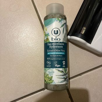 Eau micellaire démaquillante bio