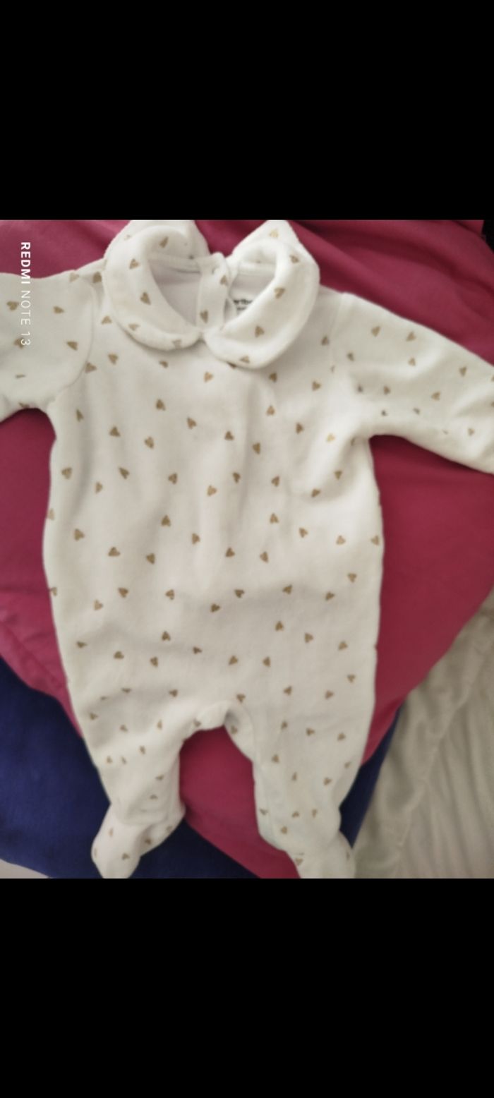 #kytie3moisfille. Grenouillère taille 3 mois