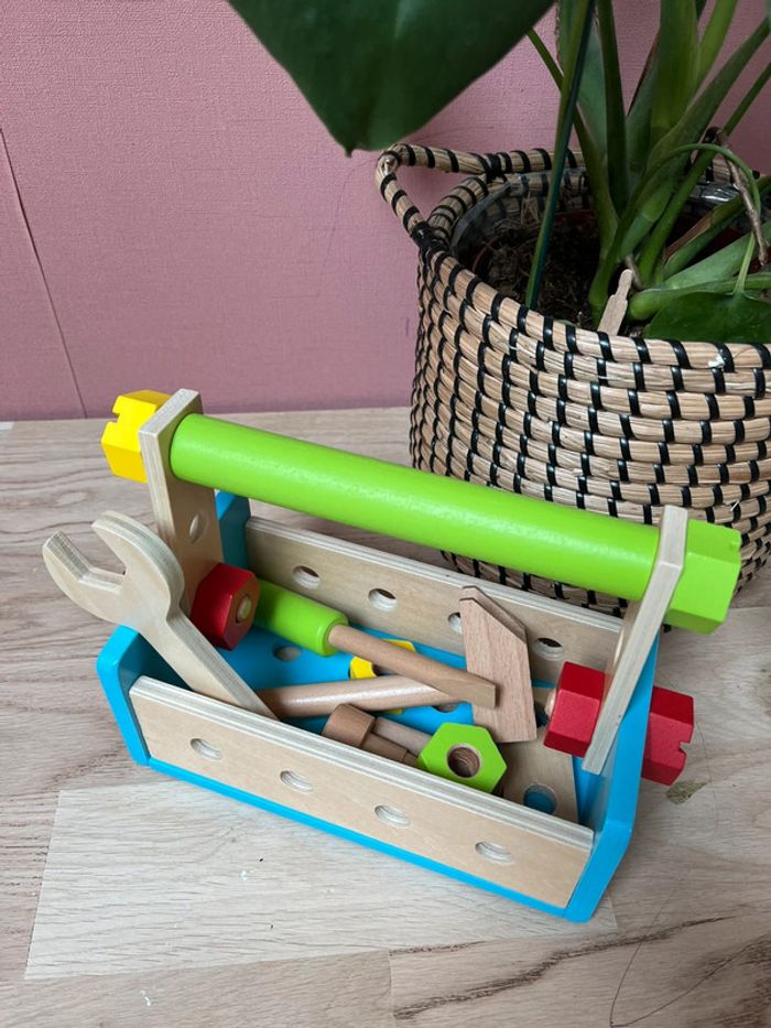 Jouet en bois ma caisse à outil - photo numéro 3