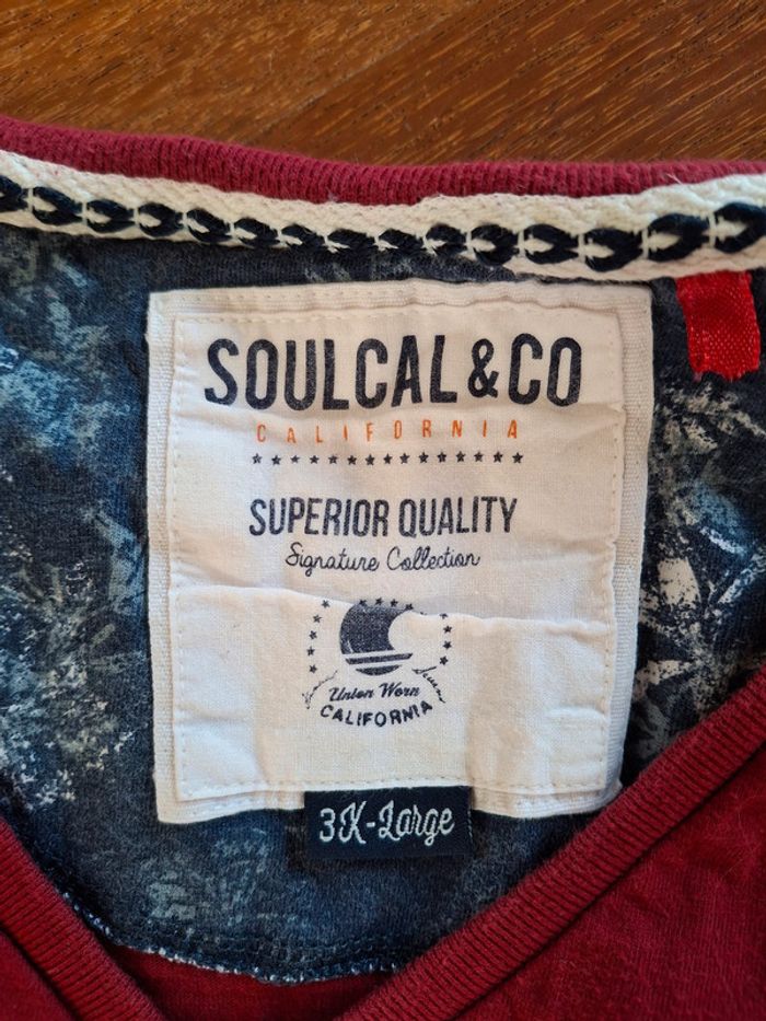 t-shirt bordeaux, taille XXXL, marque Soulcal & co, en très bon état - photo numéro 2