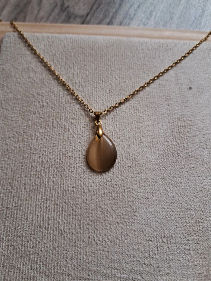Collier oeil de chat marron