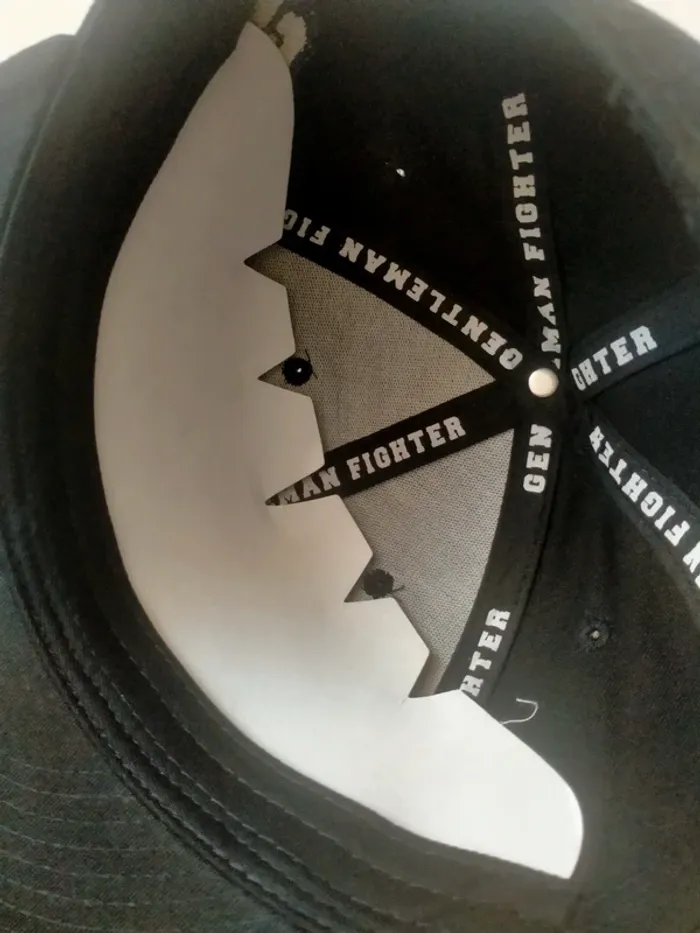 Casquette noire neuve "gentleman fighter " - photo numéro 3