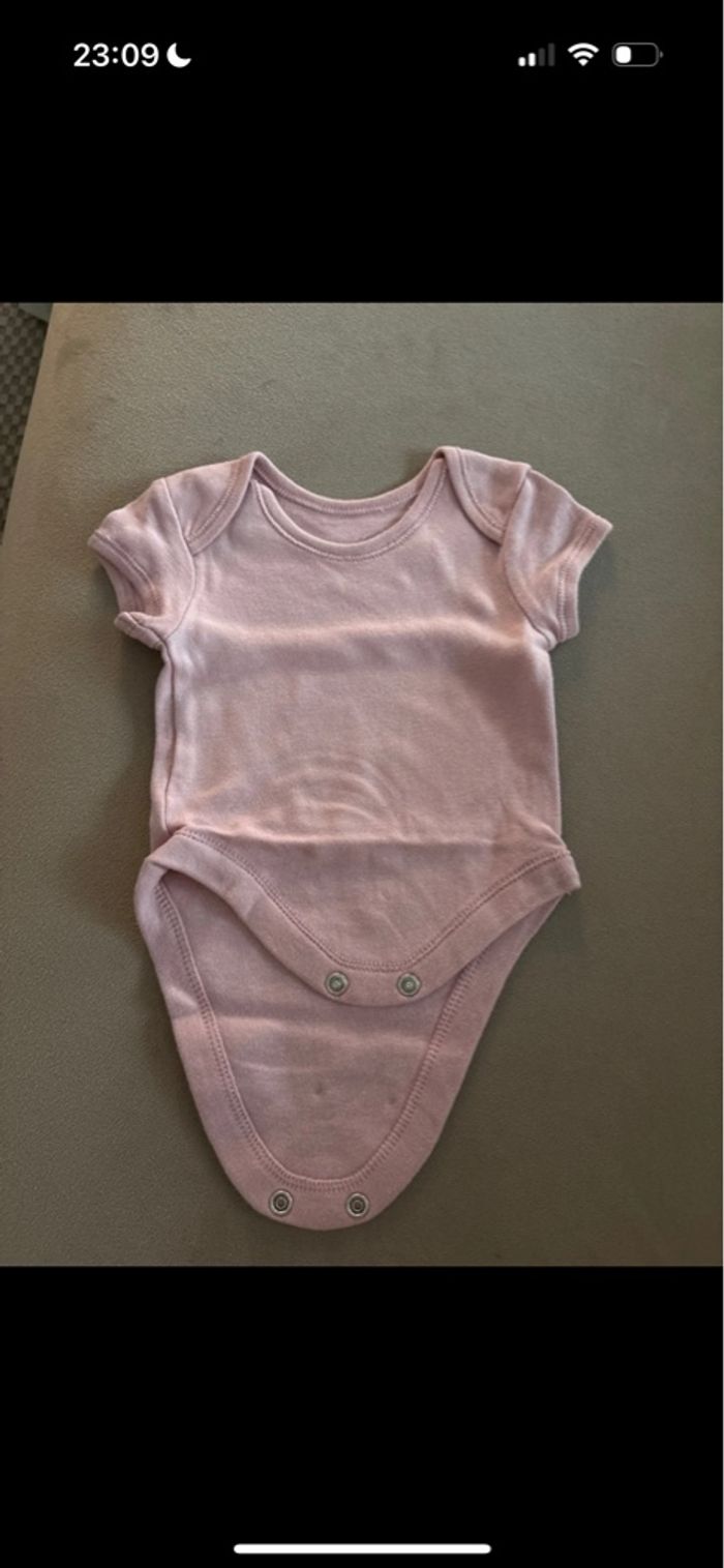 Lot de 3 Bodys Rose Lila et Blanc - Taille 1 mois - photo numéro 4