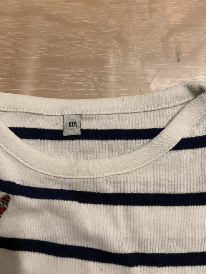 Lot de deux. T-shirts manches longues 10 ans. - photo numéro 8