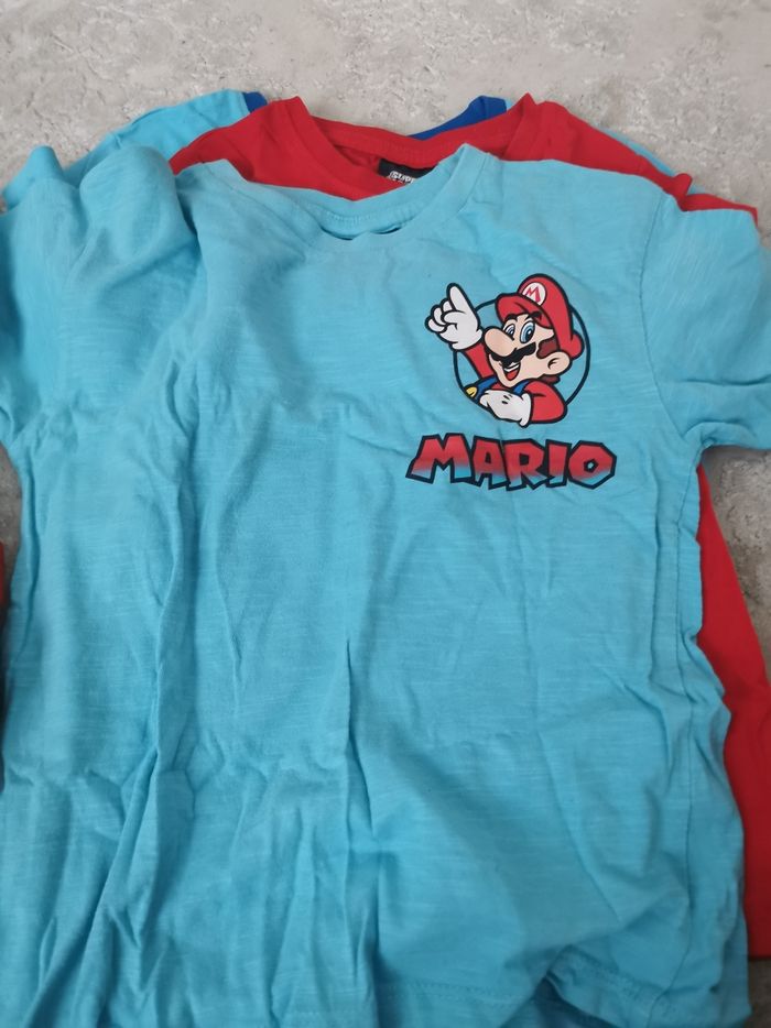Lot de 5 tee-shirt Mario bon état - photo numéro 4