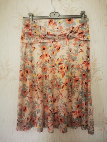 Jupe fluide taille 42 Damart couleur printemps 