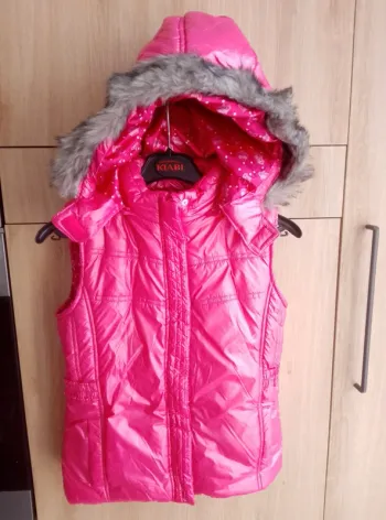 Manteau neuf doudoune sans manche à capuche- Fille 12 ans