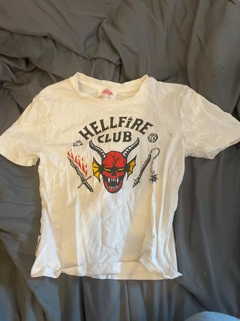 T-shirt Stranger Things Hellfire Club – Édition Fan Iconique