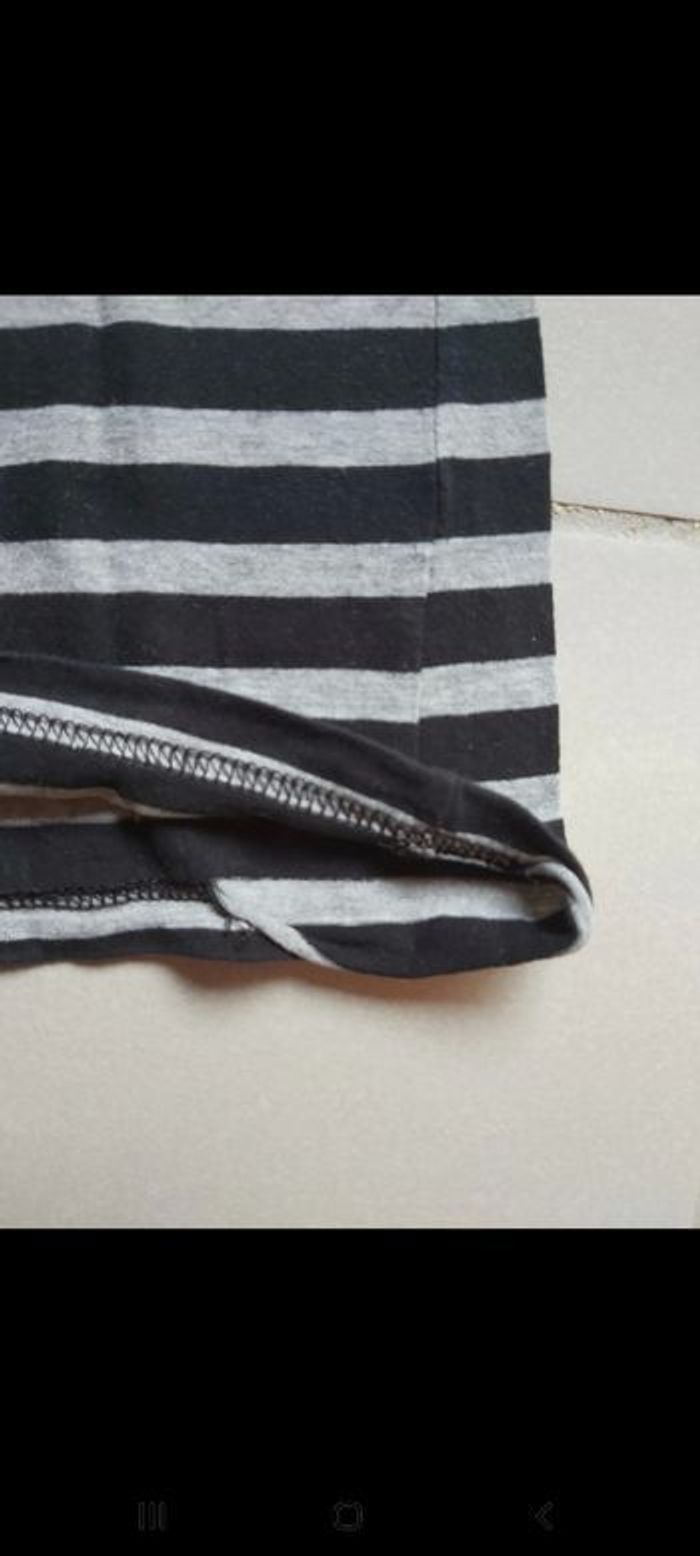 Tshirt manche courte 8 ans - photo numéro 4