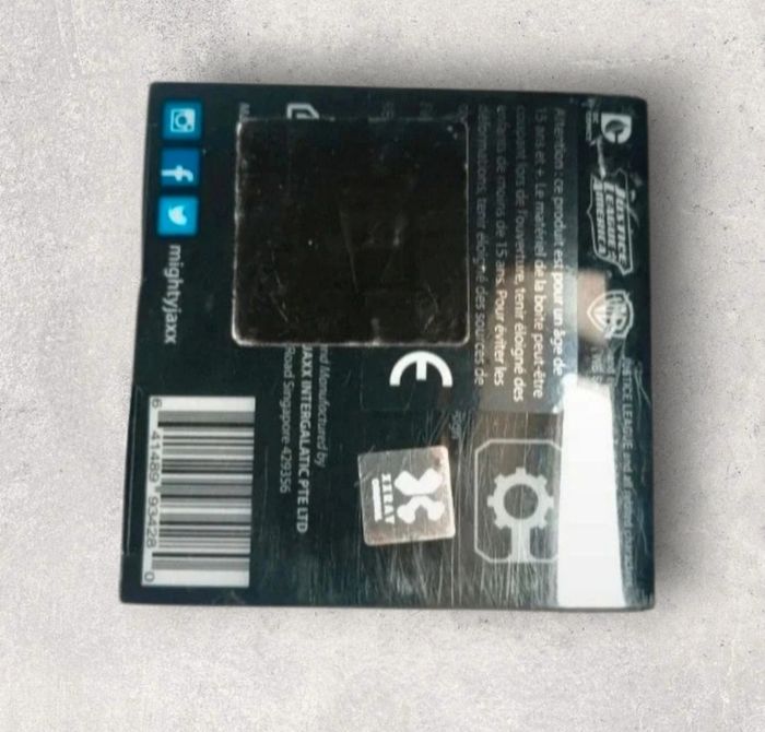 Figurine Cyborg – Justice League America – DC Comics (NEUVE) - photo numéro 3