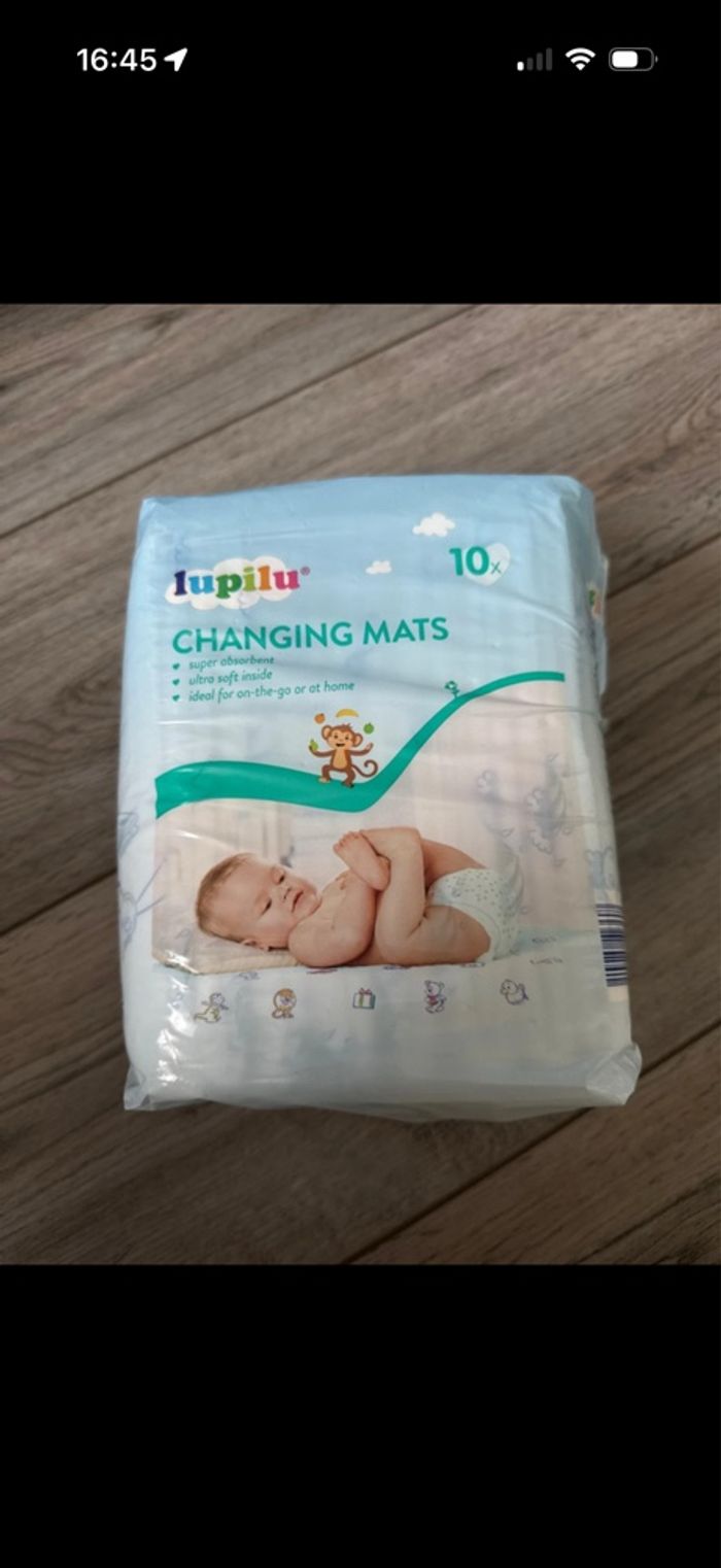 Matelas à langer jetable ouvert