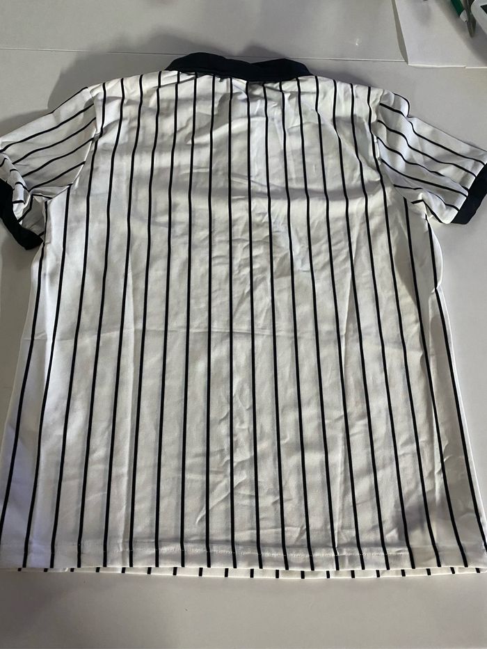 Teeshirt blanc à rayures noir enfants shein taille 134 - photo numéro 4