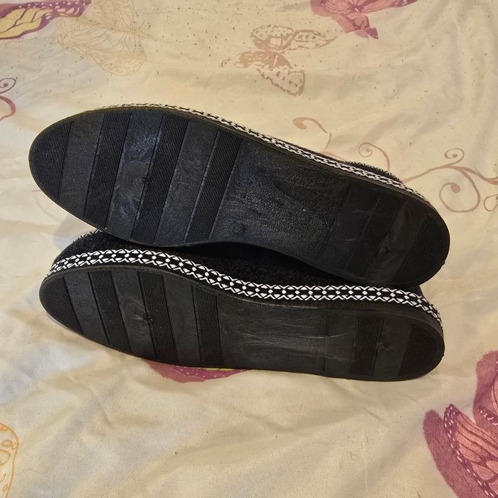 Chausson femme pointure 40 - photo numéro 2