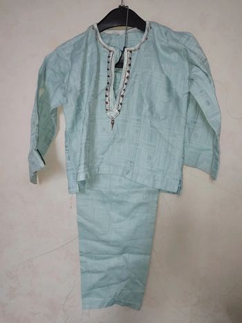 Ensemble bébé ethnique