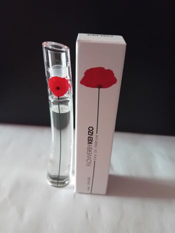 Miniature ( mini ) kenzo flower eau de parfum 4 ml. Neuve