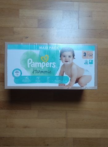 1 maxi pack Pampers harmonie taille 3