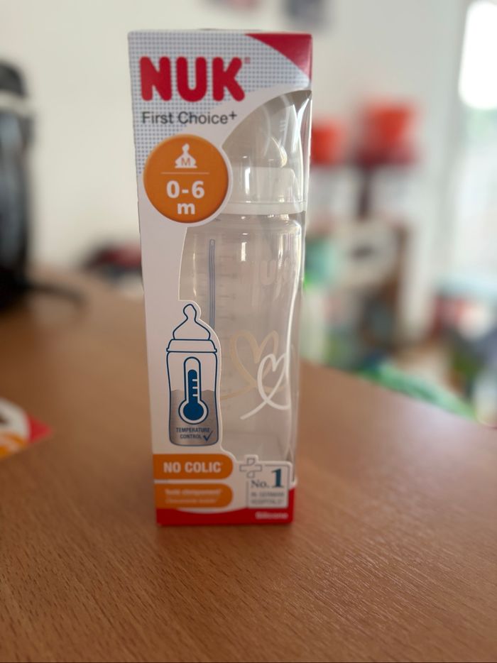 Biberon nuk 0-6 mois anti colique - photo numéro 2