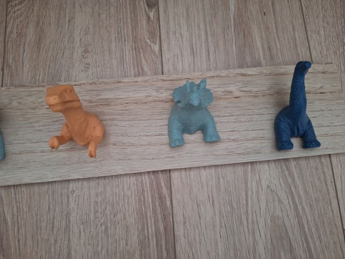 Porte-manteau dinosaures - photo numéro 3