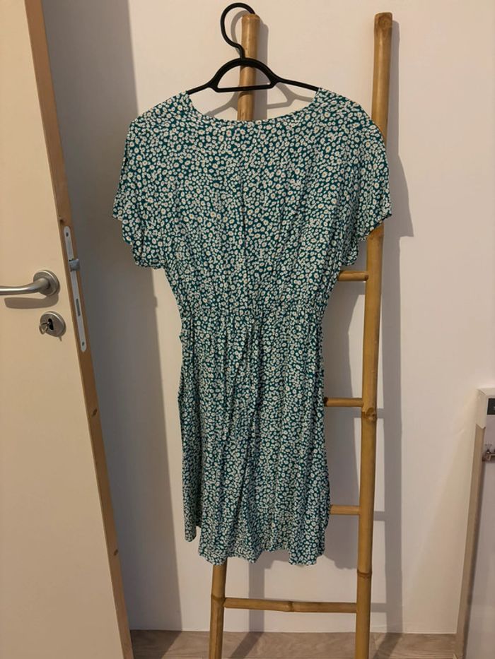 Robe courte verte - photo numéro 2