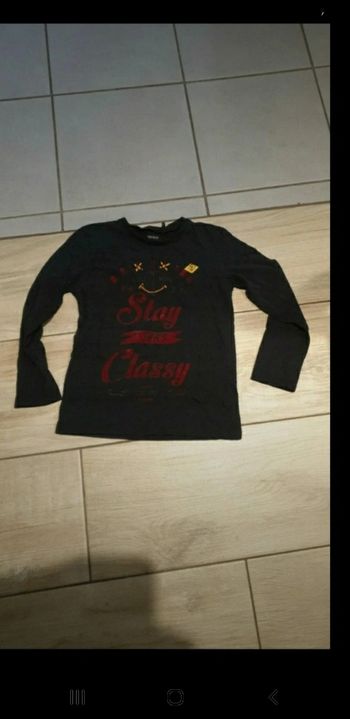 T-shirt garçon ikks super état 6 ans