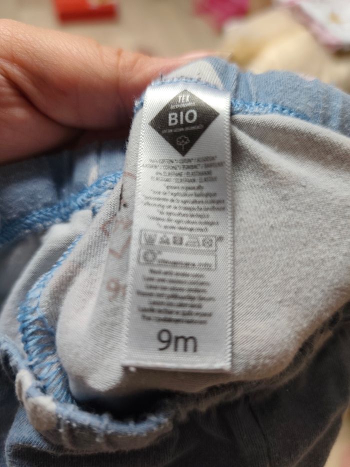 Lot de vêtements 9 mois - photo numéro 3