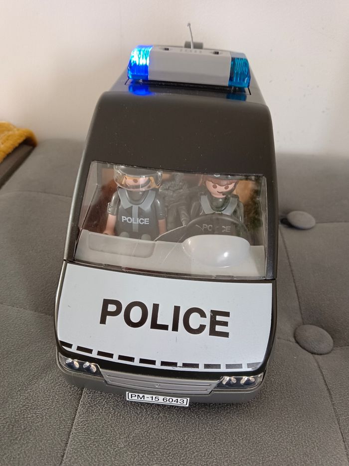 Camion de police playmobil - photo numéro 2