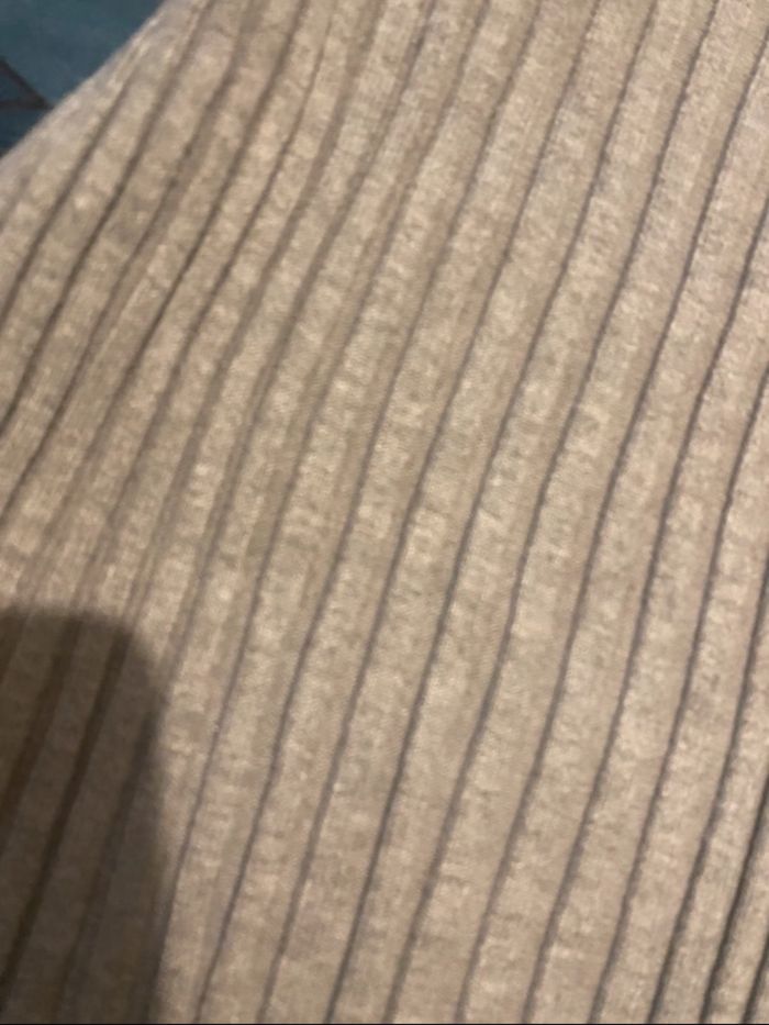 Pull gris - photo numéro 2