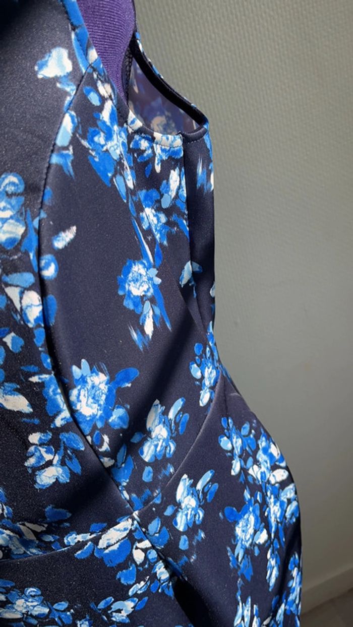 Robe fleurs bleu - photo numéro 3