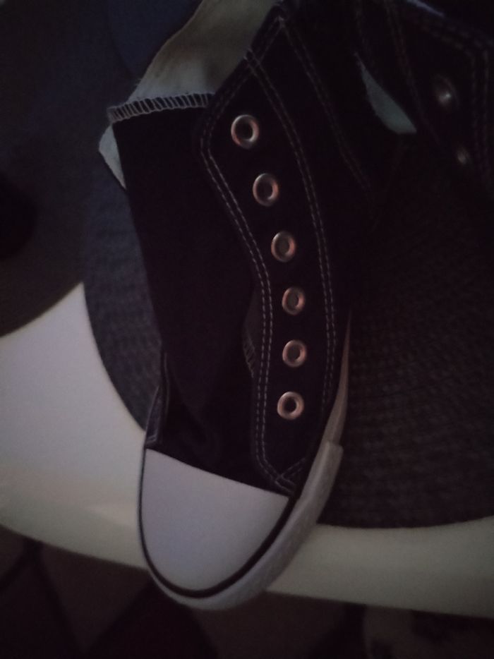 Baskets montantes bleu marine neuves - photo numéro 3