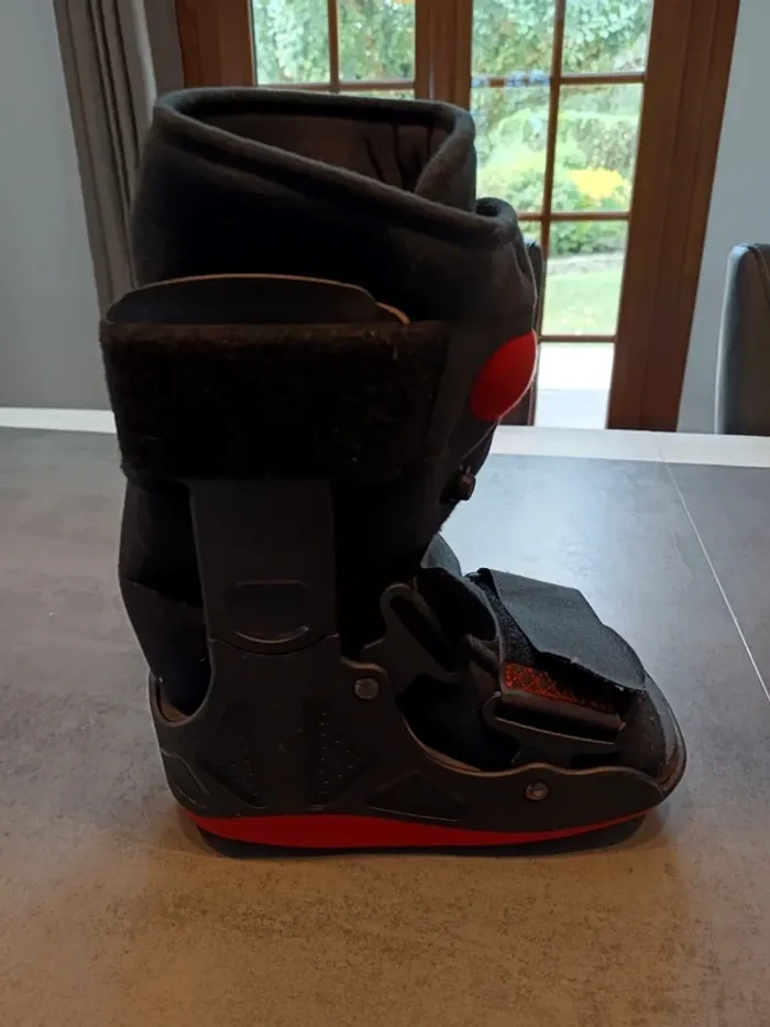 Vends botte de marche Xceltrax taille XS soit 36. - photo numéro 2