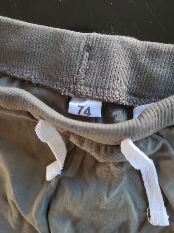 Short kaki - photo numéro 2