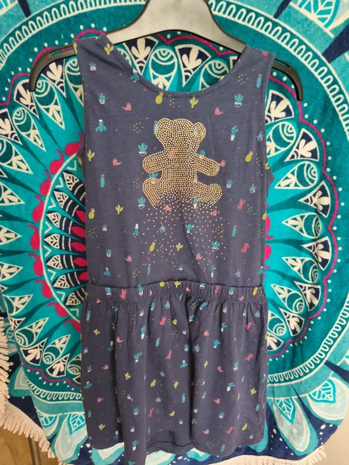 Robe dos nu 10ans