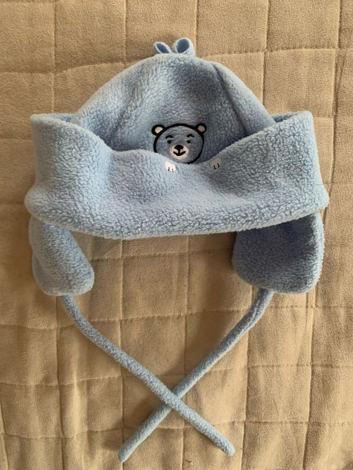 Adorable bonnet bleu chaud taille 1