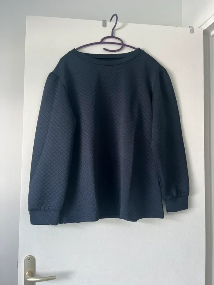 Très jolie pull femme taille M - photo numéro 2