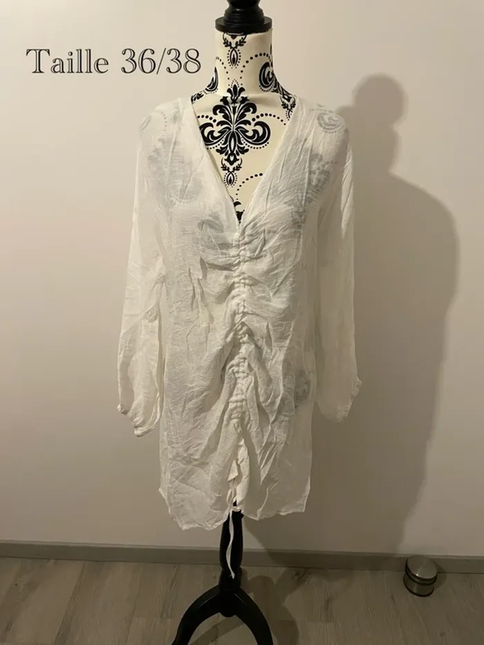 Robe-chemise blanche à volants et cordon - Neuf - Taille 36/38