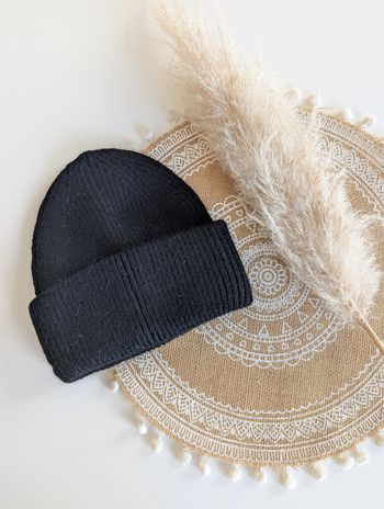 Bonnet Dublin noir avec revers