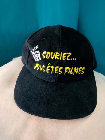 Casquette noire : Souriez vous êtes filmés – Taille 58