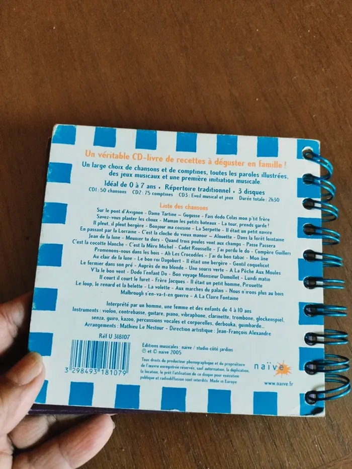 Livre de chansons et comptines avec 3 CD - photo numéro 8