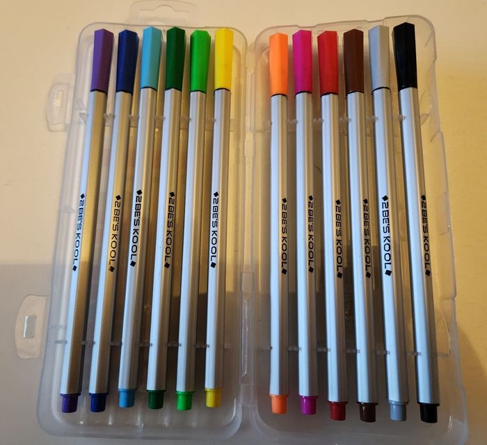 Boite de 12 feutres - photo numéro 3