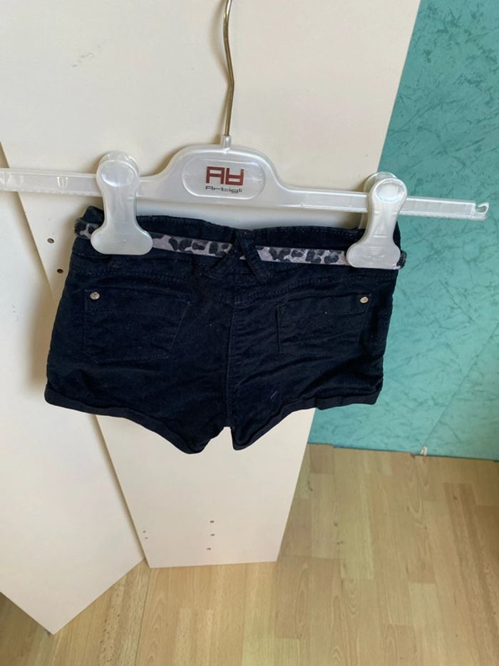 Short velours ras - photo numéro 2