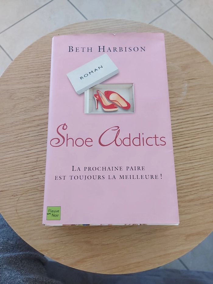 Shoe addicts