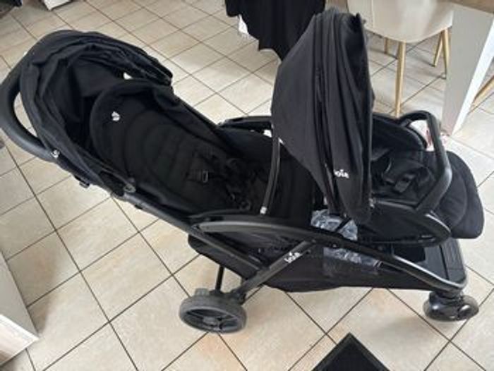 Poussette double joie - photo numéro 4