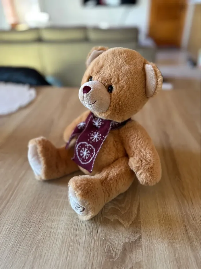 Peluche nounours marron édition Noël – Neuf – La Grande Récré - photo numéro 3