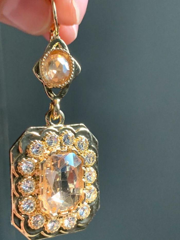 Parure Collier ras de cou  et boucles d’oreilles - photo numéro 9