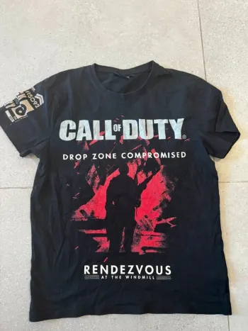 T-shirt Call Of Duty Vanguard, taille S, très bon état