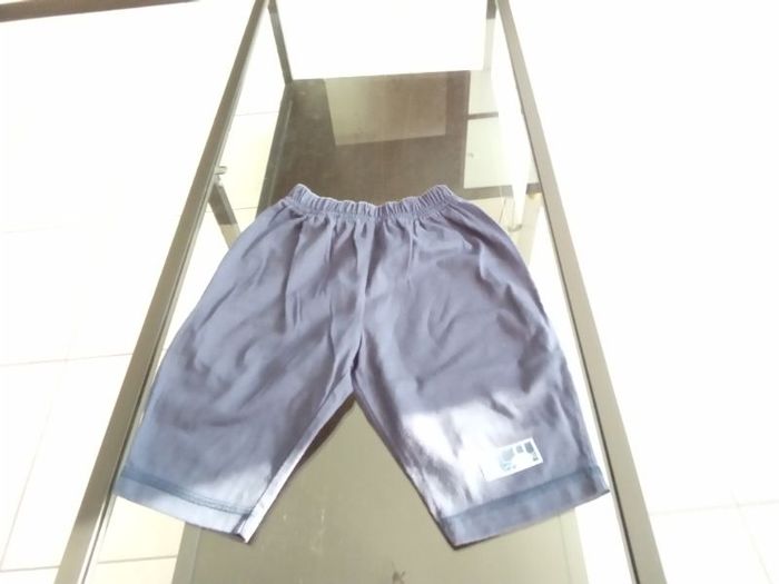 Pantalon. Petit pirate. 6 mois
