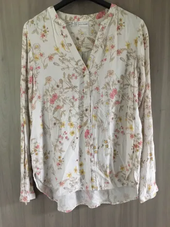 Chemisier blanc à fleurs T.36